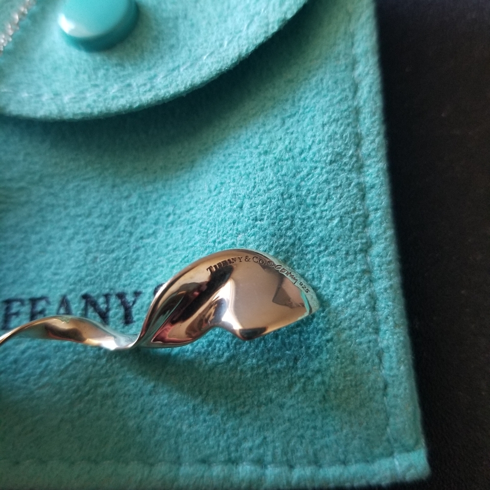 Tiffany & Co. Frank Gehry Orchid Necklace - Picture 4 of 9